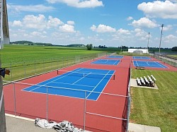Bank of 5 tennis courts